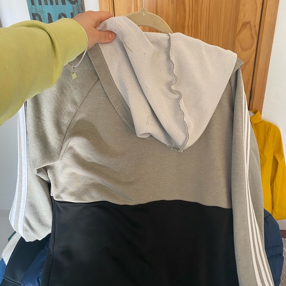 Adidas jacket - Picture 2 of 3